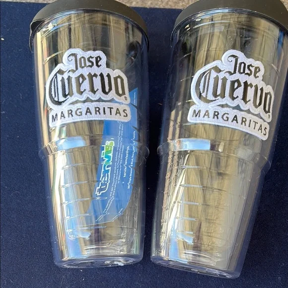 Jose Cuervo Margaritas Clear Tumblers - Picture 1 of 4